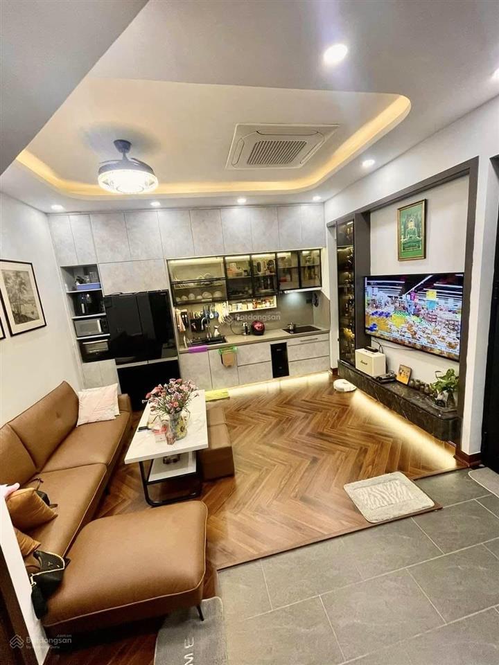 Bán nhà cự lộc, 20m ra mặt phố, hàng xóm royal city, 5 tầng, hai thoáng, khách phải nhanh