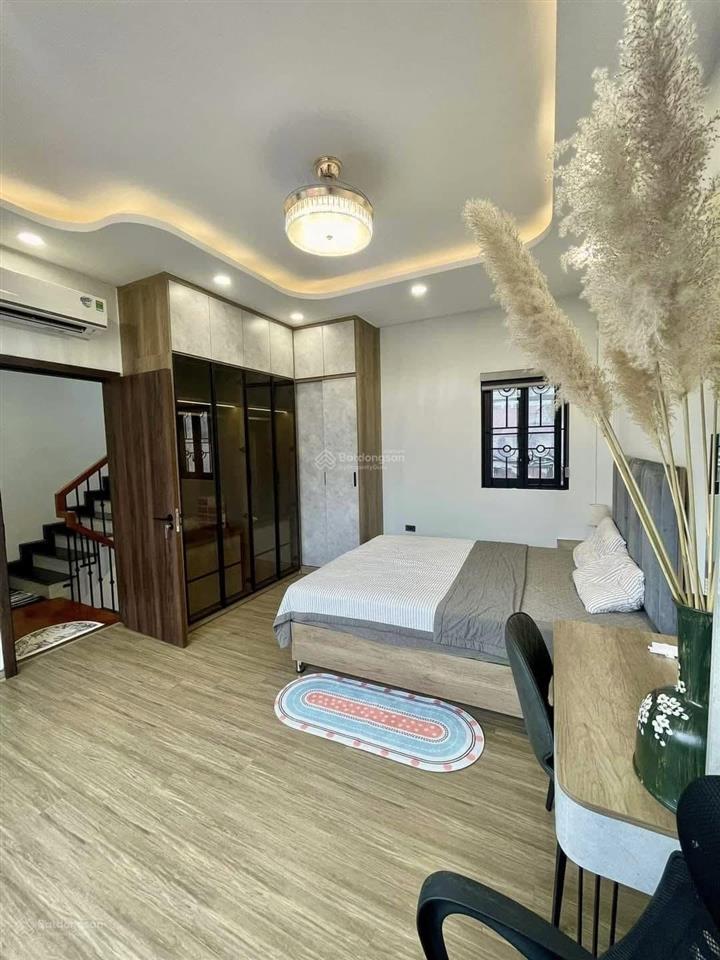 Bán nhà cự lộc, 20m ra mặt phố, hàng xóm royal city, 5 tầng, hai thoáng, khách phải nhanh