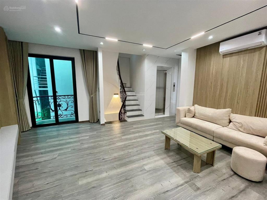 Vũ tông phan, 15m ra ô tô tránh, 30m ra mặt phố, thang máy, nhà mới 5.9m mặt tiền bề thế