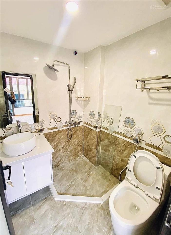 Bán nhà lê trọng tấn, ô tô đỗ cửa, lô góc, xây mới 5 tầng, 4m mặt tiền, nhà đẹp nội thất ở ngay