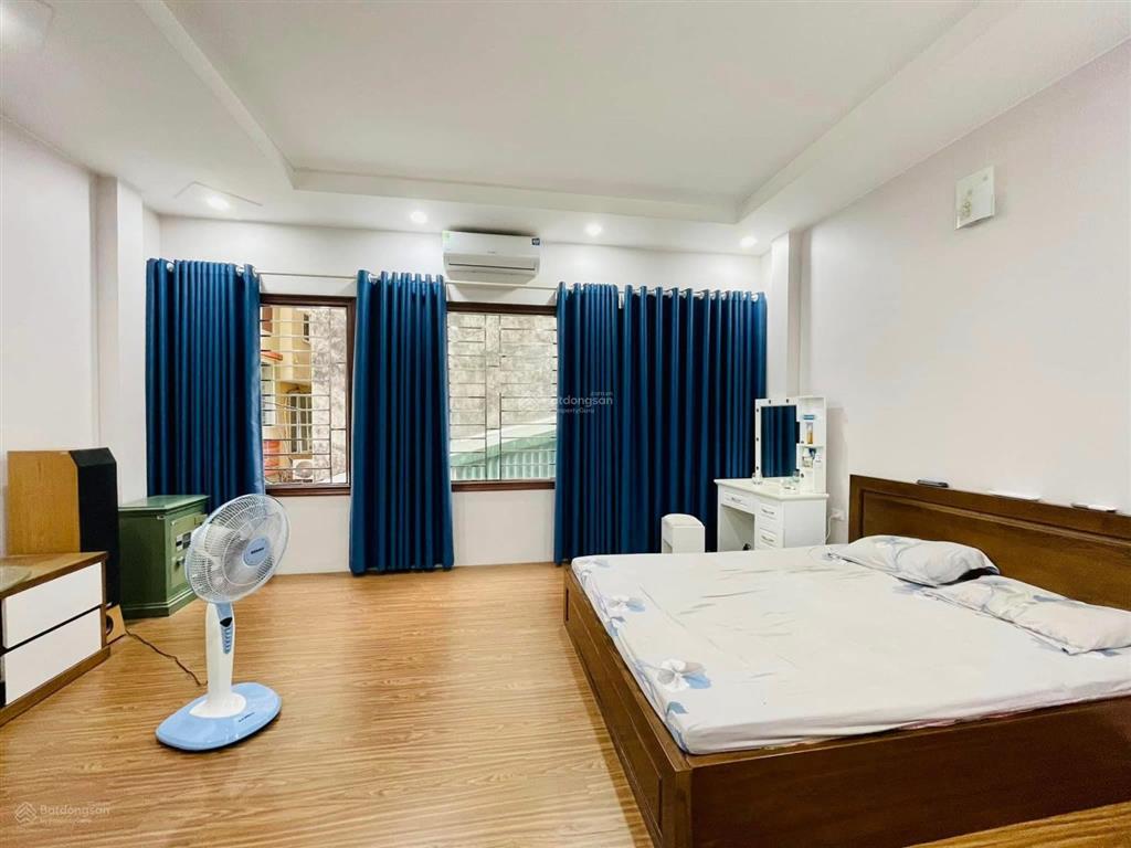 Bán nhà thượng đình, ngõ 3 mét, nhà mới 5 tầng thoáng sáng, mặt tiền rộng đẹp