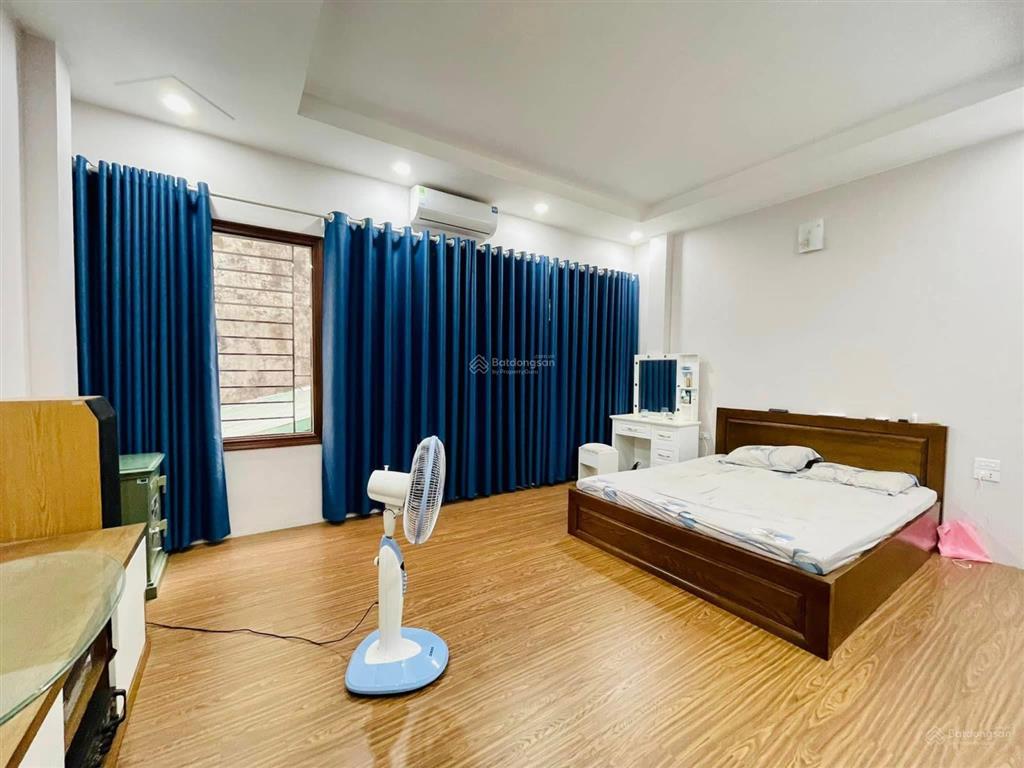 Bán nhà thượng đình, ngõ 3 mét, nhà mới 5 tầng thoáng sáng, mặt tiền rộng đẹp