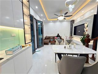 Quan nhân, ngõ rộng 3m, 50m ra phố, nhà đẹp full nội thất khu dân trí cao, 4 tầng bề thế