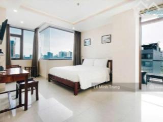 Bán khách sạn chuẩn 4 sao  góc 2 mt lê mạnh trinh  sát biển mỹ khê