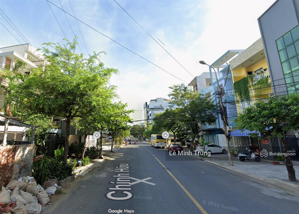 Lô đất mt chính hữu 220m2  ngang 12m  sát loseby  gần biển mỹ khê