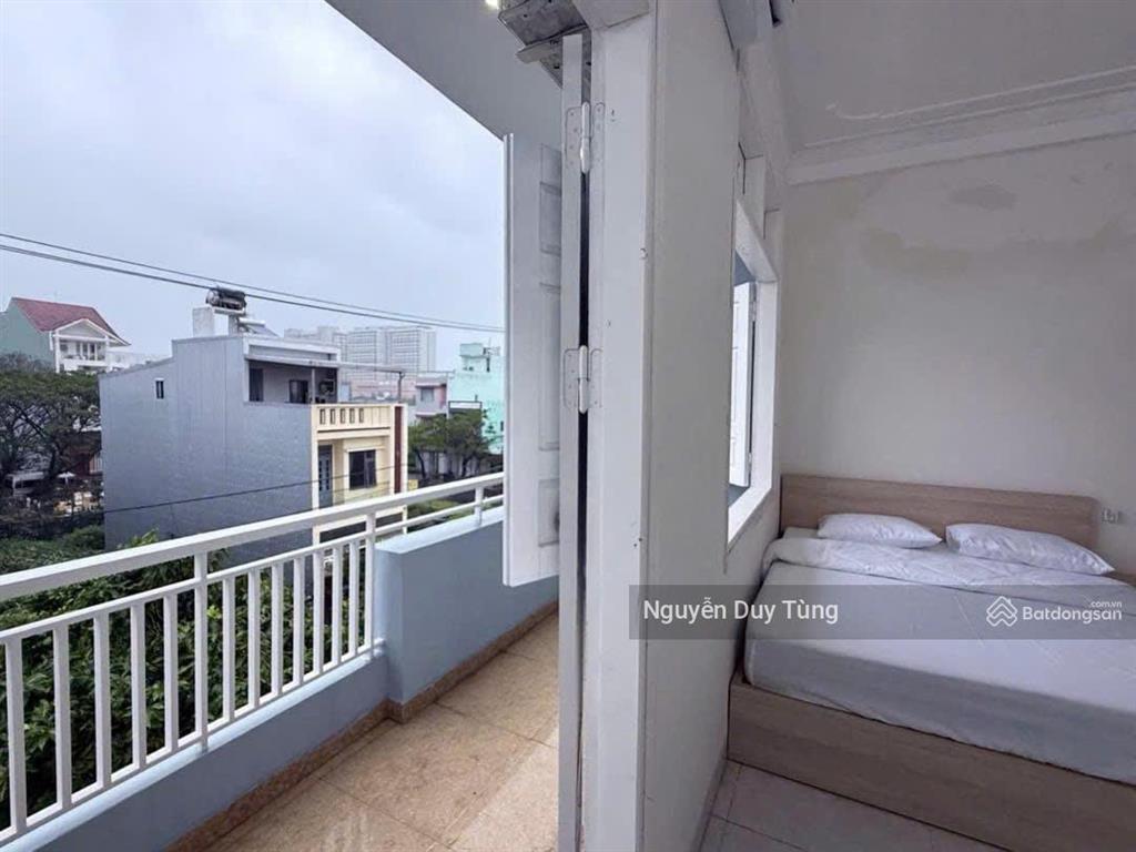 Nhỉnh 10 tỷ sở hữu ngay nhà 3 tầng mt nguyễn đình trân  đường 7.5m  cách biển 200m