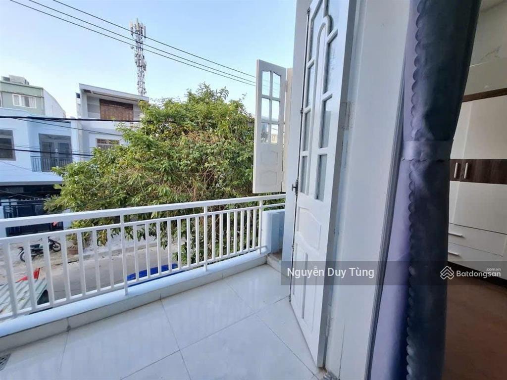 Nhỉnh 10 tỷ sở hữu ngay nhà 3 tầng mt nguyễn đình trân  đường 7.5m  cách biển 200m