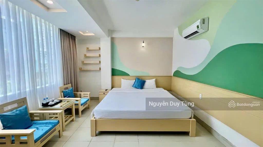 245tr/tháng về tay  toà khách sạn đường loseby cao 8 tầng full khách tây, pháp lý chuẩn