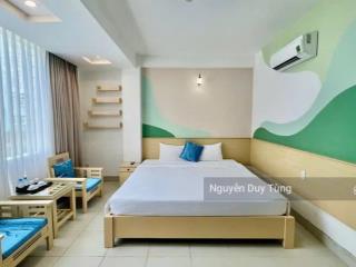 245tr/tháng về tay  toà khách sạn đường loseby cao 8 tầng full khách tây, pháp lý chuẩn