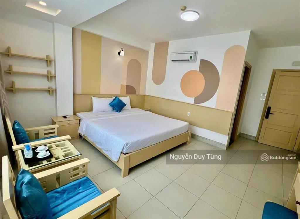 245tr/tháng về tay  toà khách sạn đường loseby cao 8 tầng full khách tây, pháp lý chuẩn