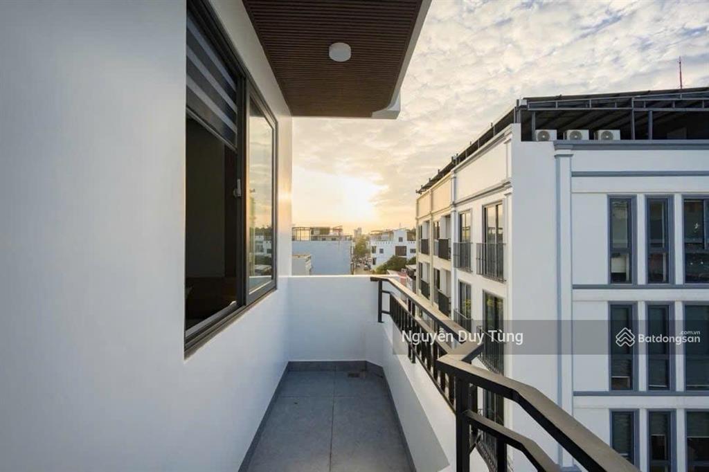 Hot! toà căn hộ phố tây an thượng  gần biển  khai thác airbnb dòng tiền 80 triệu/tháng