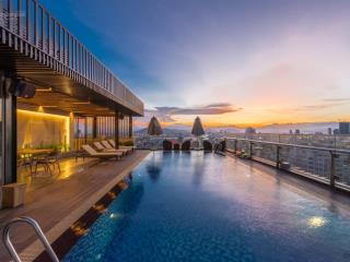 Chuyển nhượng khách sạn góc 2 mt phạm văn đồng, biển mỹ khê