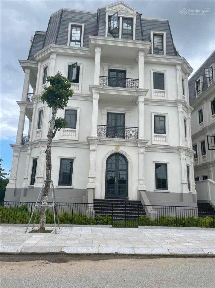 Mới ra! căn biệt thự song lập kề jade square đã có sổ đỏ 180m2  45 tỷ.  0375 745 ***