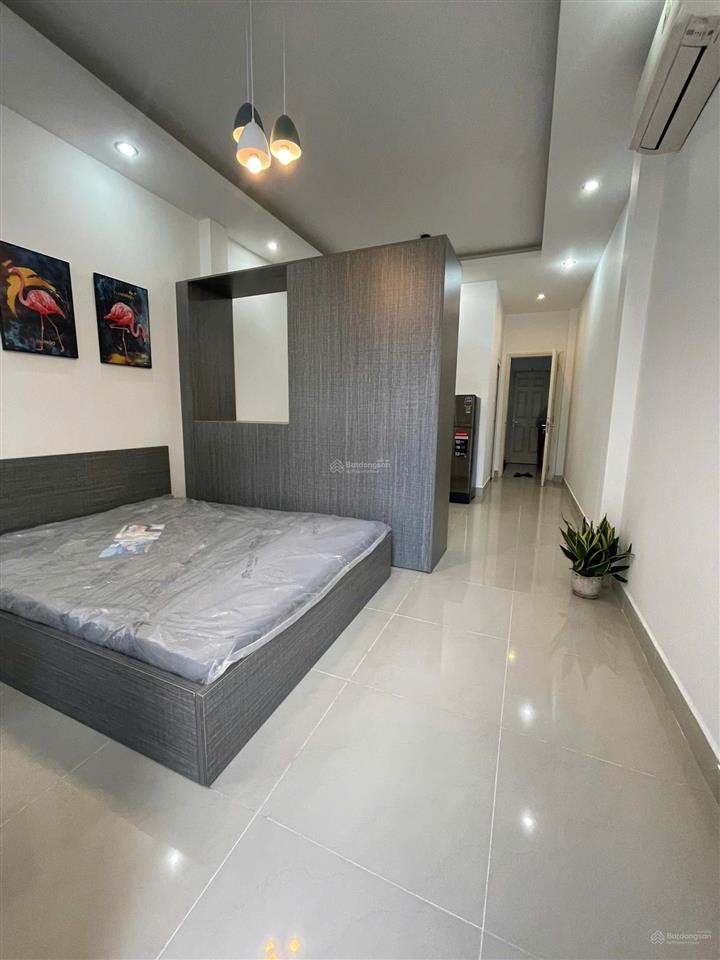Studio full nội thất  ban công  gần đh văn lang, chợ bến thành, cầu ông lãnh quận 1