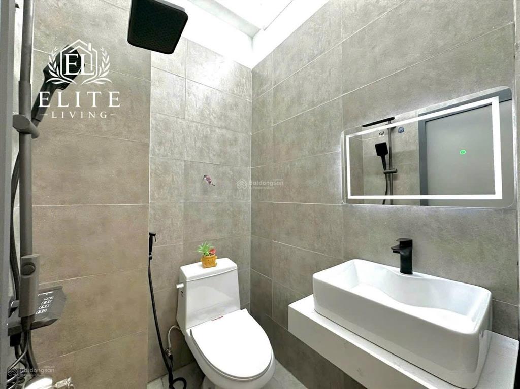 Cho thuê căn 1pn tách bếp  ban công  gần đh huflit, vạn hạnh mall quận 10