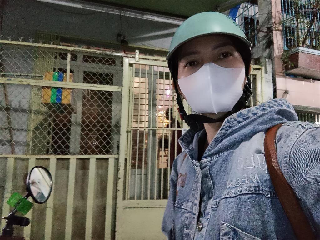 Nhà huỳnh tấn phát, quận 7 diện tích 6 x 24m, 150m2 đất lớn hiếm kết cấu 1 trệt 1 lầu, tiện xây mới