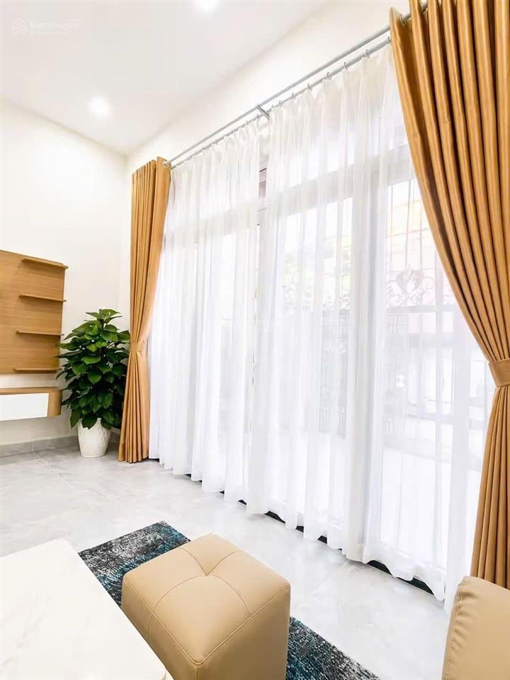 Nhà cấp 4 mới  80 mét 5x18  hẻm xe hơi  2pn, 2wc  full nội thất  lê văn lương, nhà bè  4,6 tỷ