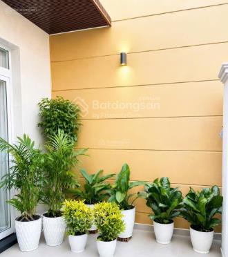 Nhà cấp 4 mới  80 mét 5x18  hẻm xe hơi  2pn, 2wc  full nội thất  lê văn lương, nhà bè  4,6 tỷ