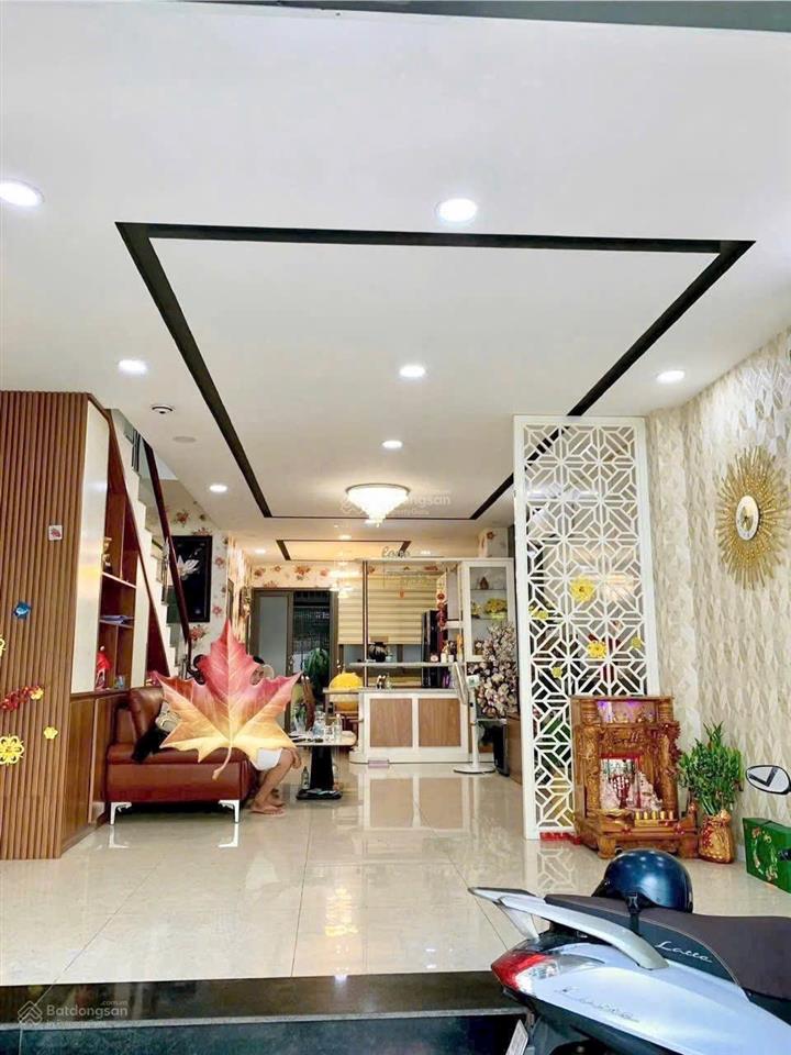 Bán nhà 1 trệt 2 lầu kdc sunshine tam hiệp