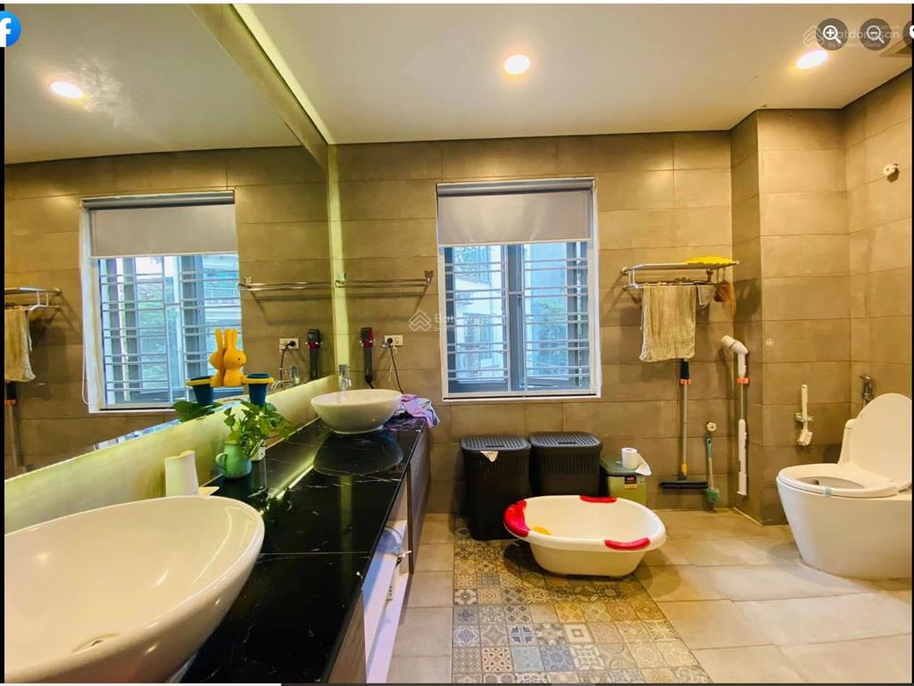Bán chung cư starlake, 13 tỷ, 91m2, 2pn, 2wc, đẹp xuất sắc