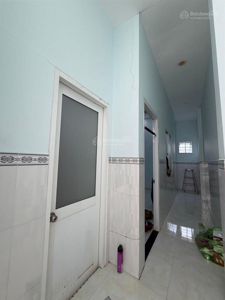 Nhà cấp 4  dt 69,5m2 trung tâm nhà bè, 2 phòng ngủ sổ hồng riêng