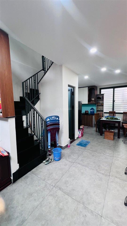 Nhà vip tân quy 4 tầng  sát bên lottemert  5pn ngang 4,3m  giá 7,2 tỷ