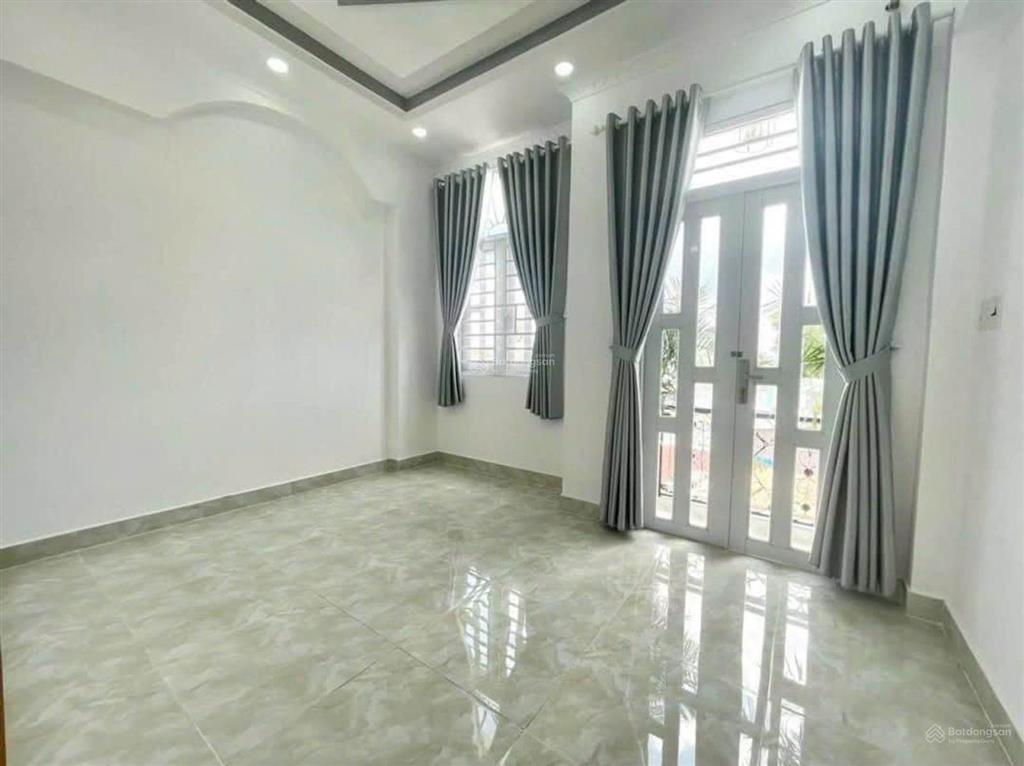 Vị trí sát phú mỹ hưng hẻm xe hơi đỗ cửa 3 tầng khu dân cư đồng bộ  giá 5,5 tỷ hiếm có