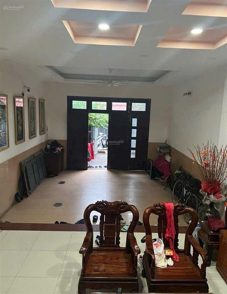 Nhà 3 tầng  gara ô tô  trung tâm quận 7  523m2  chỉ 11,8 tỷ