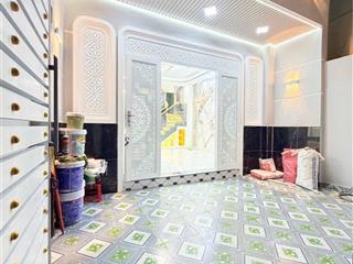 Nhà mới full nội thất ngang 5m phòng ngủ tầng trệt gần cầu phú xuân 5,9 tỷ tl