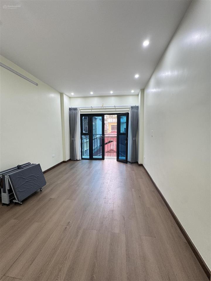 Nhà nguyễn thị định, 52m2 x6t thang máy, 2 mặt ngõ hơn 3m qh ổn định,mt 4m thiện chí bán