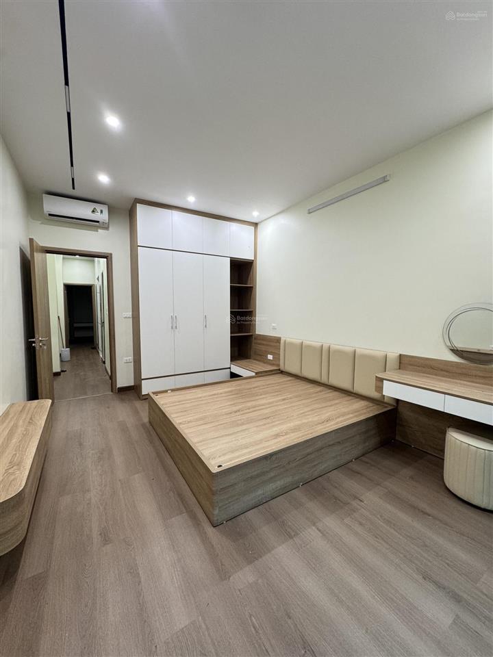 Nhà nguyễn thị định, 52m2 x6t thang máy, 2 mặt ngõ hơn 3m qh ổn định,mt 4m thiện chí bán