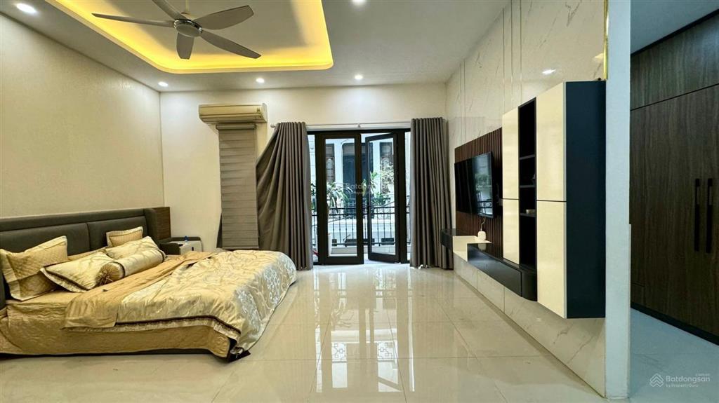 Nhà hoàng ngân 48m2 x6t thang máy, mt 4,6m nhà mới, thiện chí bán!