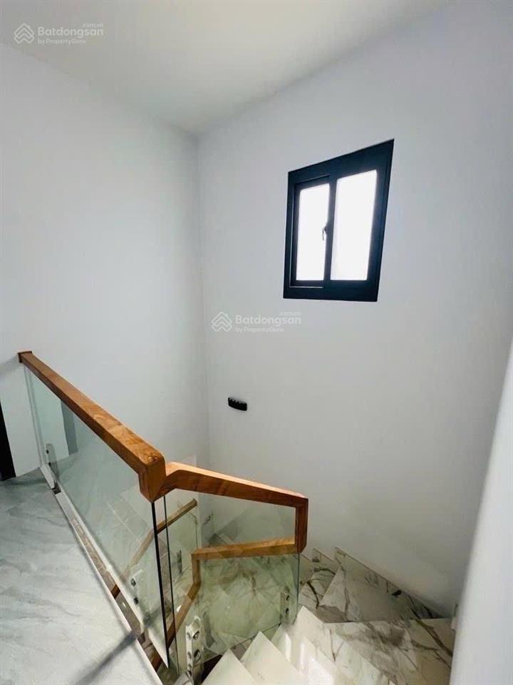 Nhà đẹp quận 7 gần lotte him lam cách trung tâm quận 1 5p