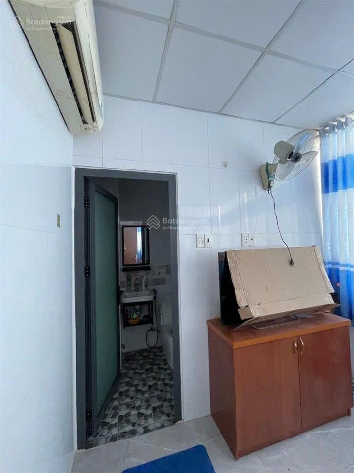 Duy nhất 1 căn tân hưng full công năng với 4 tầng 5 pn 6 wc, ngang 4m, hẻm xe hơi, chỉ 4.7 tỷ
