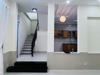 Bán nhà tân hưng. ngang cực hiếm 8.6m. có sân trước nhà. cạnh lotte himlam. sổ hồng. chỉ hơn 8 tỷ