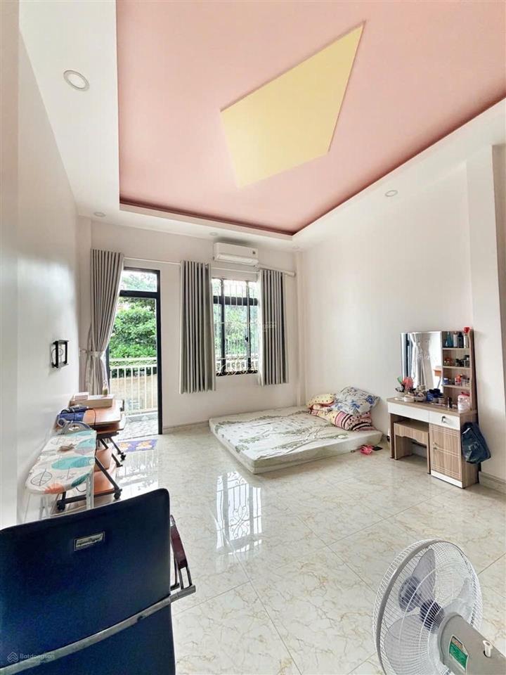 Bán nhà tân hưng  dt  4m x 12m  cạnh lotte himlam  gần trường học, bệnh viện  chỉ nhỉnh 5 tỷ