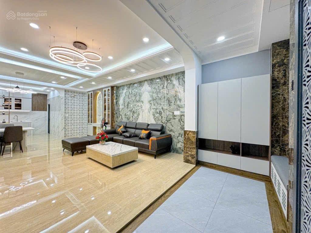 Bán nhà cạnh lotte himlam  ngang 5m dài 12m  3 tầng 4 pn  shr  tặng full nội thất  chỉ 6.8t