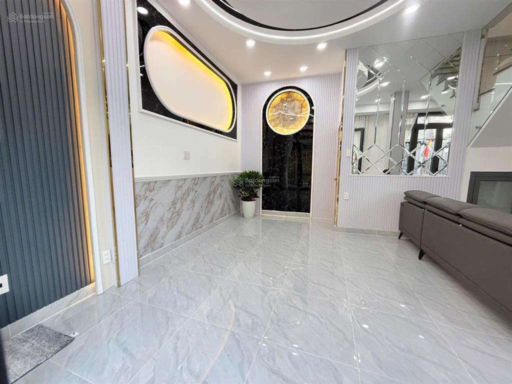 Bán nhà cạnh kdc nam long  ngang 8m dài 5m  4 tầng 5 pn  ô tô ngủ nhà  shr  giá 9t