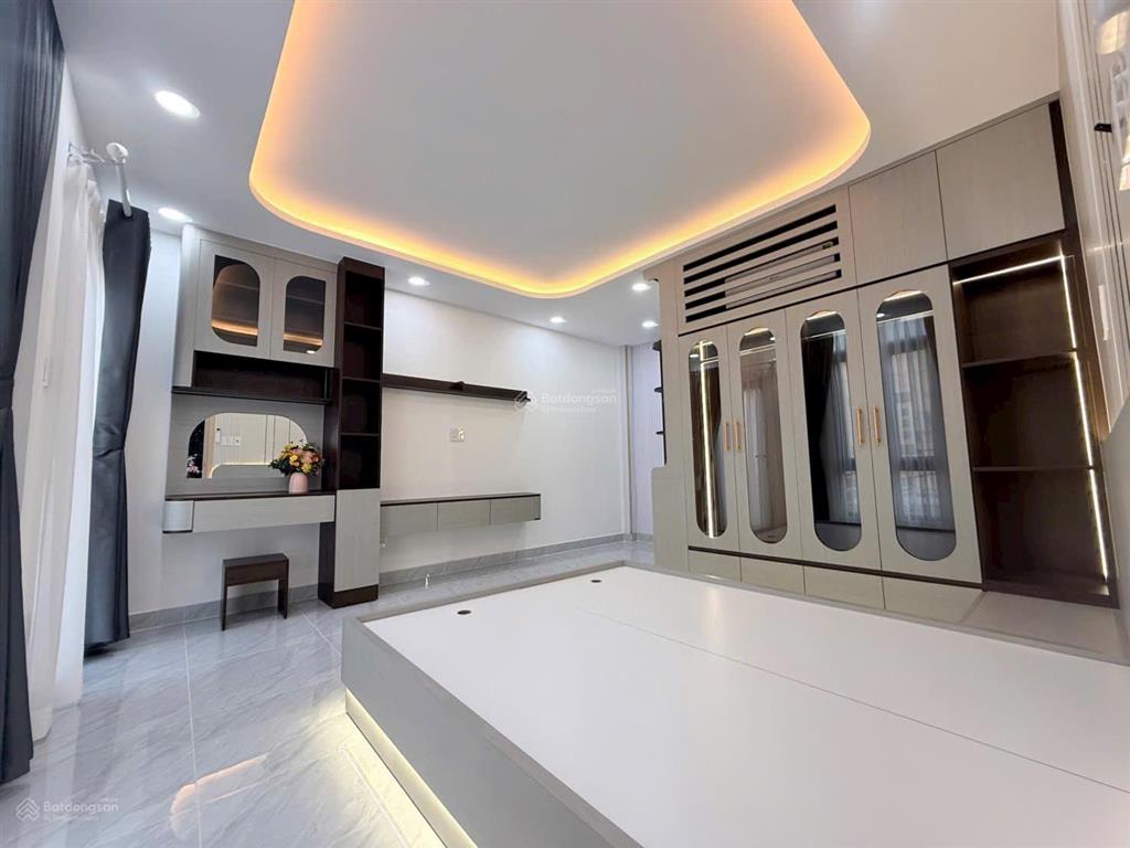 Bán nhà cạnh kdc nam long  ngang 8m dài 5m  4 tầng 5 pn  ô tô ngủ nhà  shr  giá 9t