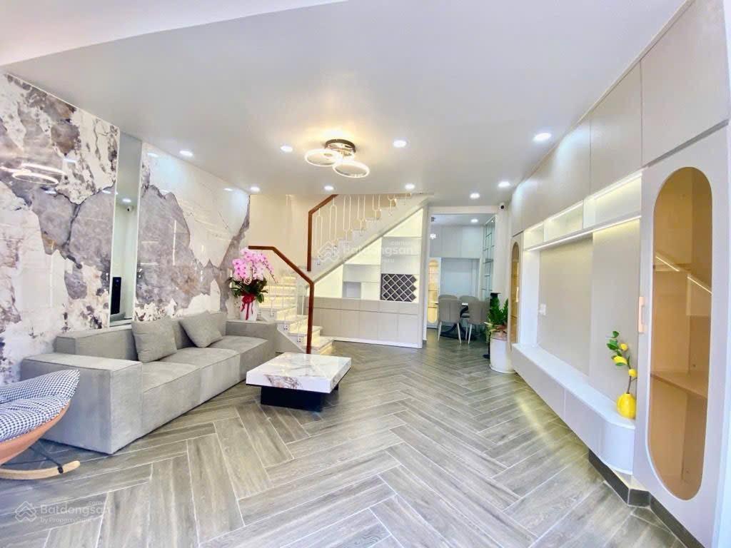 Bán nhà tân mỹ. 2 tầng 2 pn. dt 4.6m x 9m. sổ hồng. tặng nội thất như hình. giá chỉ 5.5 tỷ