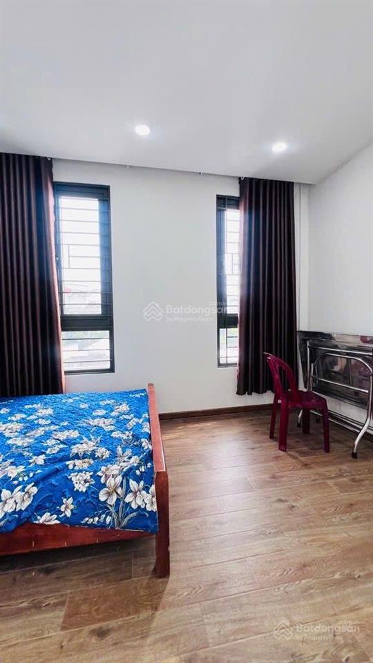 Bán nhà tân hưng. diện tích 133,7m2 (4 tấm 5pn). sổ hồng, hoàn công. hẻm thông nhiều phía. chỉ 7 tỷ