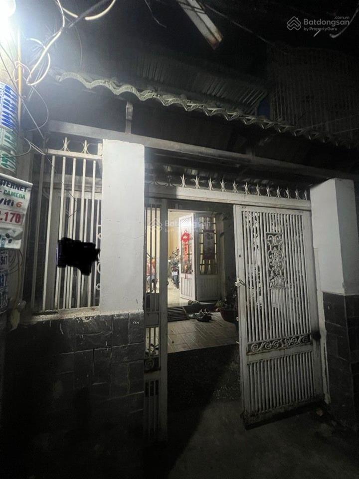 Mua đất tặng nhà nguyễn thị thập. dt 76m2. 3 phòng ngủ. sổ hồng. cách mặt tiền 8m. giá chỉ 4.6 tỷ