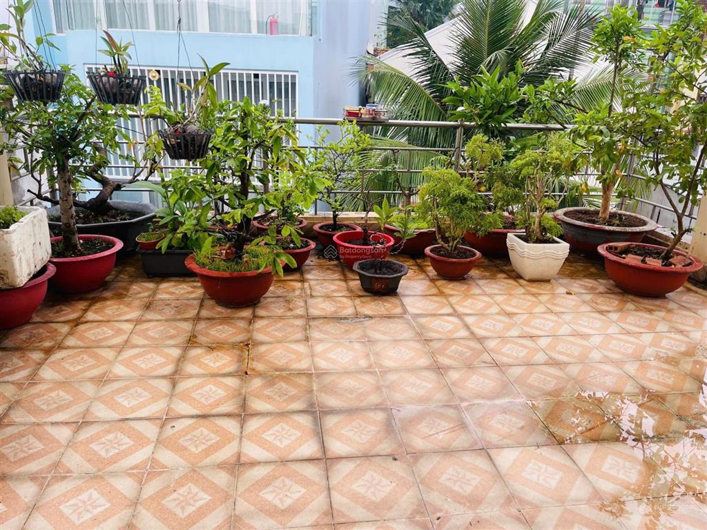 Bán nhà tân thuận. diện tích khủng 60m2  ngang 5m nở hậu. 5 phòng ngủ. sổ hồng. giá chỉ 7 tỷ