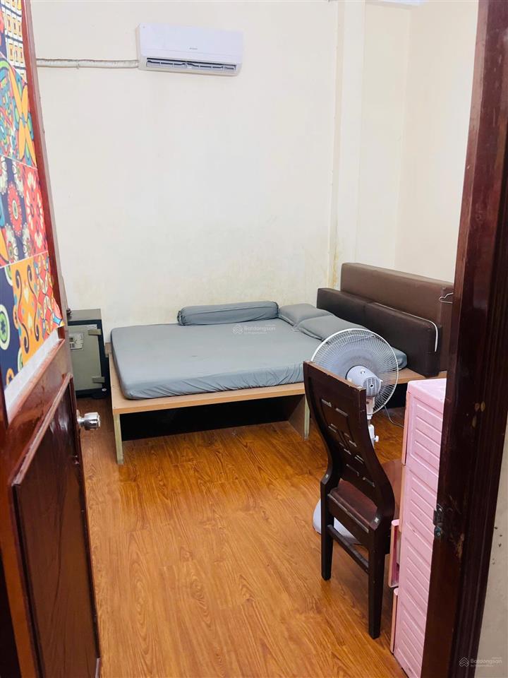 Bán nhà tân thuận. diện tích khủng 60m2  ngang 5m nở hậu. 5 phòng ngủ. sổ hồng. giá chỉ 7 tỷ