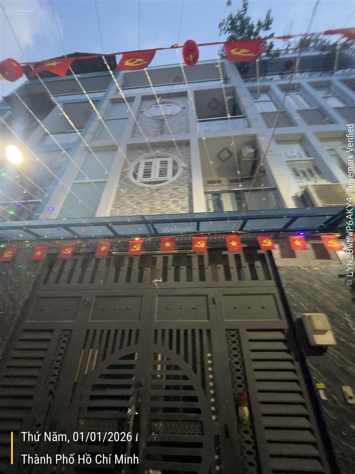 Bán nhà ngang 5,2m dài 12m 4 tầng oto vào nhà nhỉnh hơn 6,5 tỷ đ