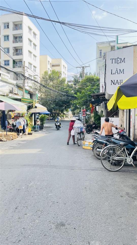 Bán dãy trọ diện tích khủng có thể xây cao tầng