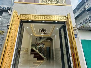 Nhà ngay tên lửa tỉnh lộ 10  kề bên trường học