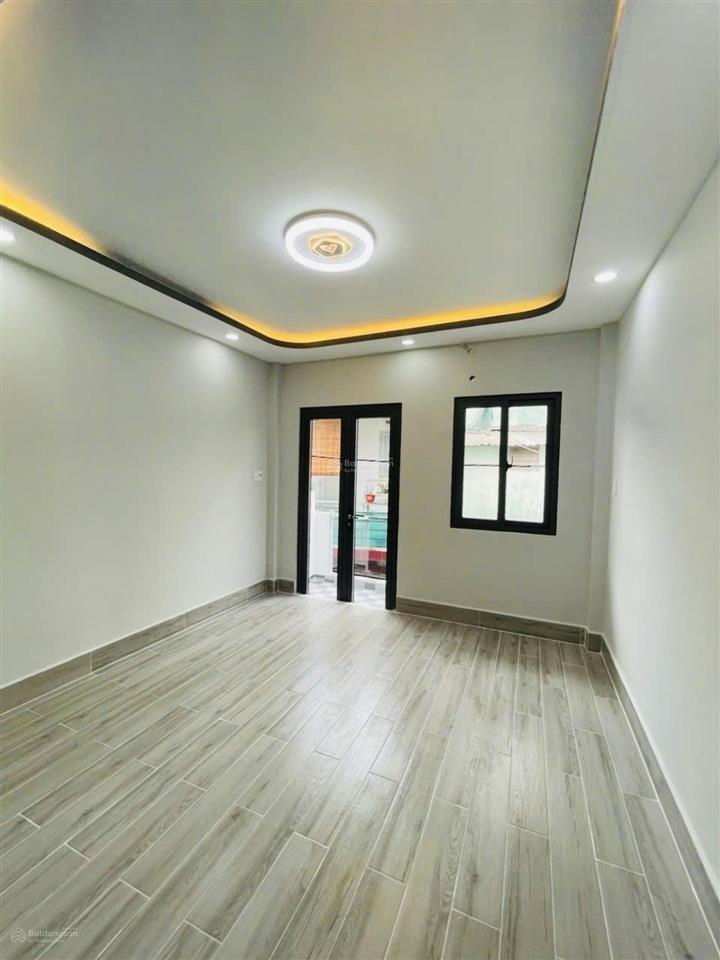 Nhà ngay tỉnh lộ 10  giáp quận 6 bà hom  chủ gấp bán