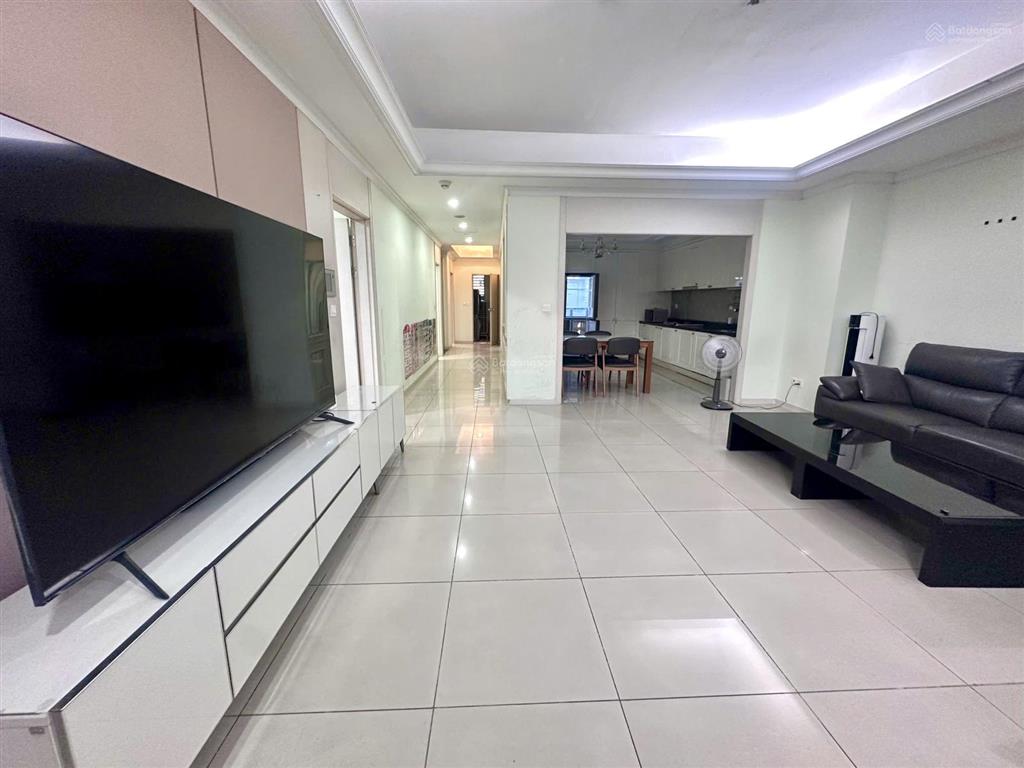 Bán imperia an phú 3pn 135m2 full nt tầng trung view landmar. giá 9.8 tỷ (sổ hồng) giá tốt