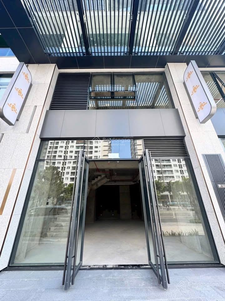 Duy nhất 1 căn shophouse the aurora đại lộ tài chính nguyễn lương bằng pmh giá rẻ nhất thị trường!